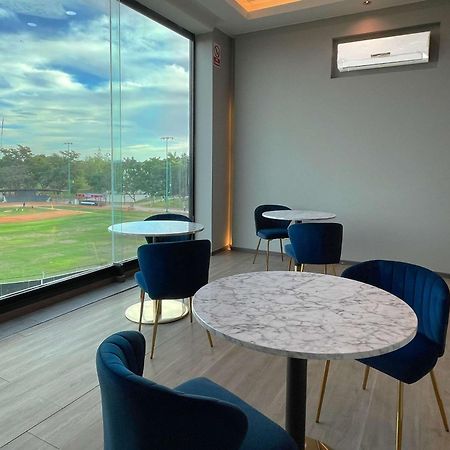 Esplendor By Wyndham Los Mochis Country Place المظهر الخارجي الصورة